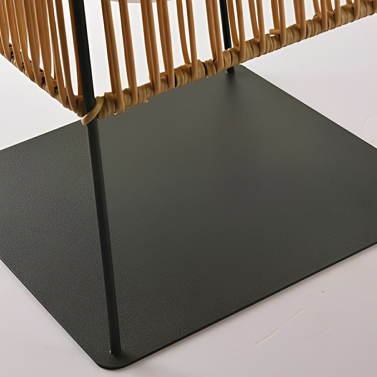 Artisanal Modern Waterproof Rattan LED Outdoor Floor Lamp Lantern